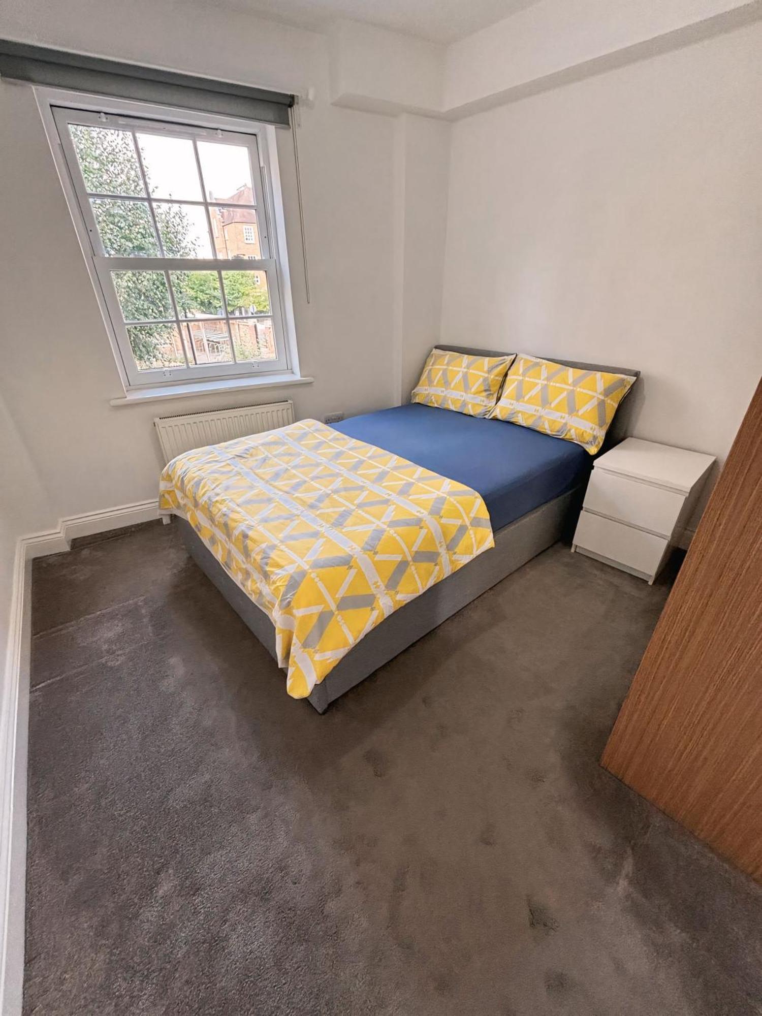 Double Bedroom In Clapham Londres Exterior foto
